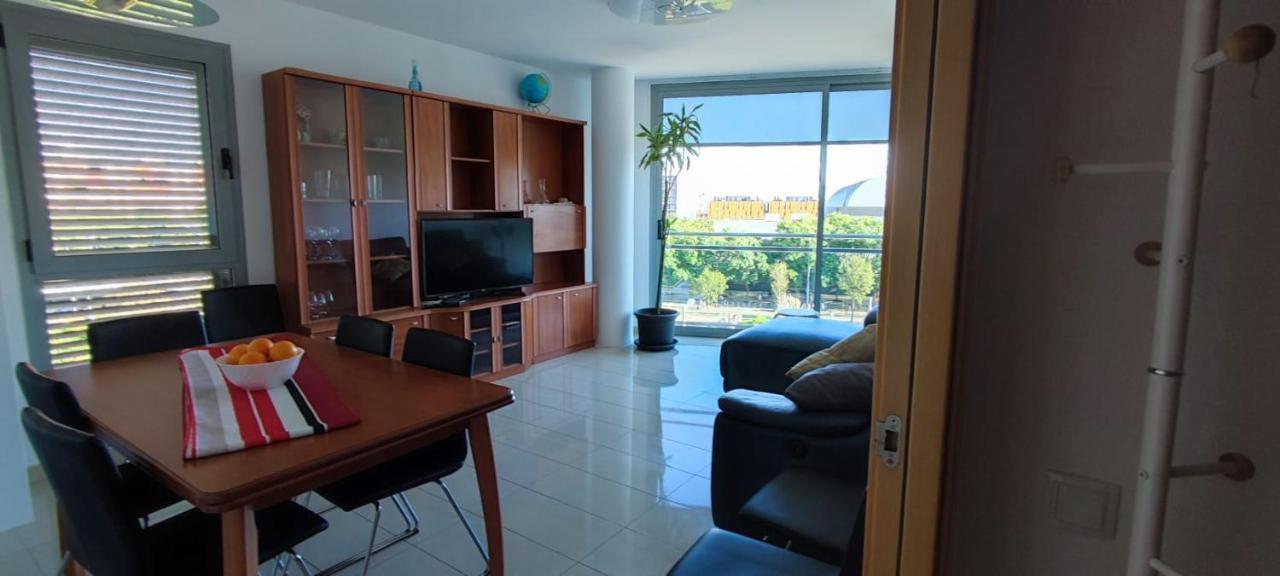 Europa - Fira Barcelona Apartment โอสปิตาเล็ต เดอ โยเบรกัต ภายนอก รูปภาพ